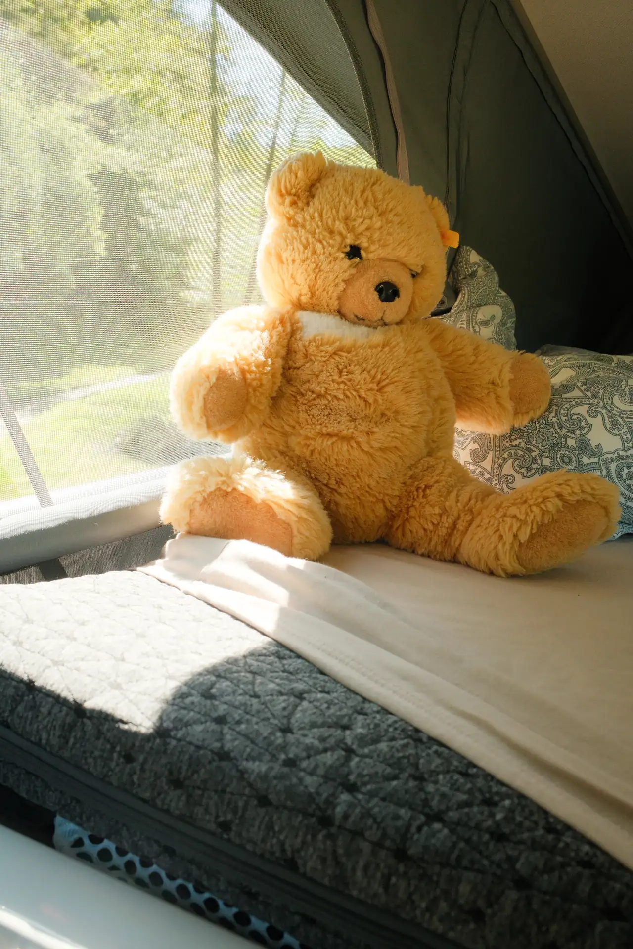 Mood, Vanmade Original Matratze im Aufstelldach, mit Spannbettlaken