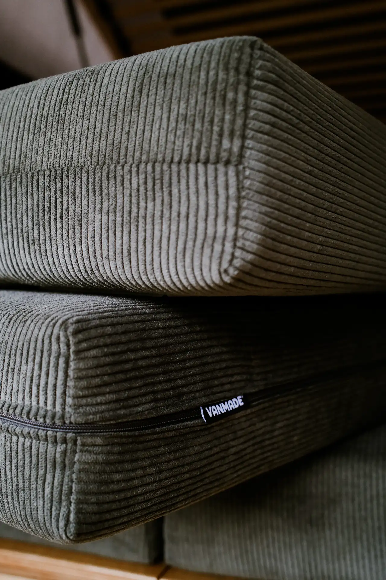 Detail, Vanmade Polster nach Mass, Farbe Kaktus Cord